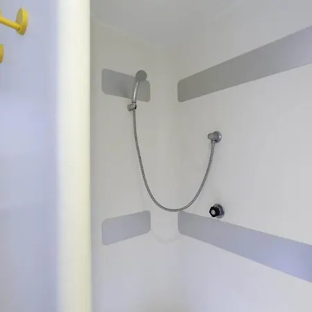 호텔 Unisotel Ex F1