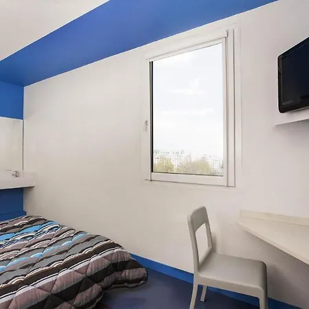 Unisotel Ex F1 2* 생트