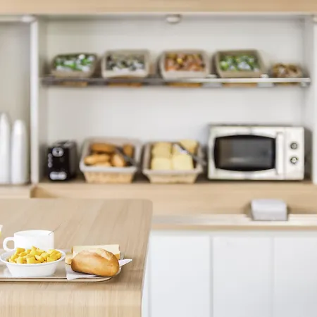 호텔 Unisotel Ex F1