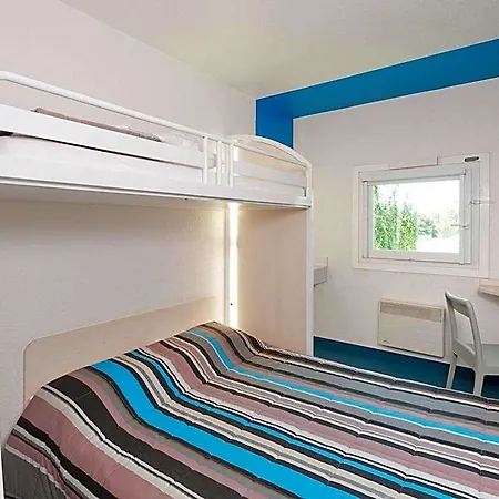 Hotel Unisotel Ex F1 Saintes