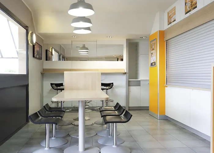 Hotelf1 Hotel Saintes